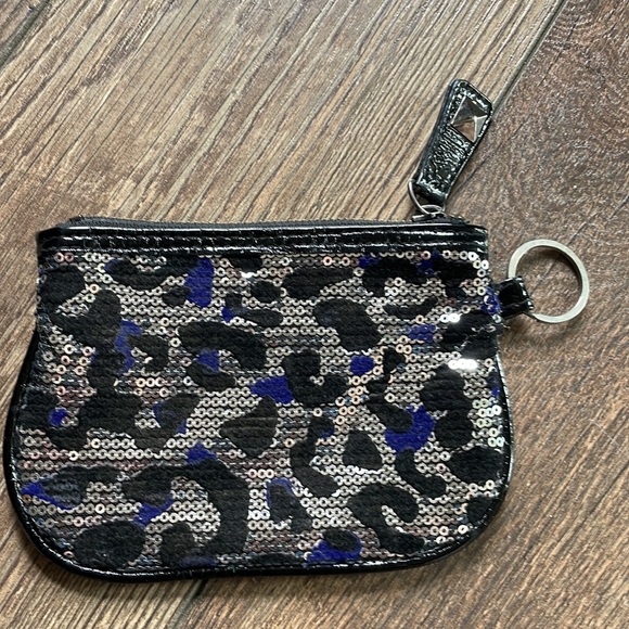 Betsey Johnson Zip Clutch - Picture 3 of 8